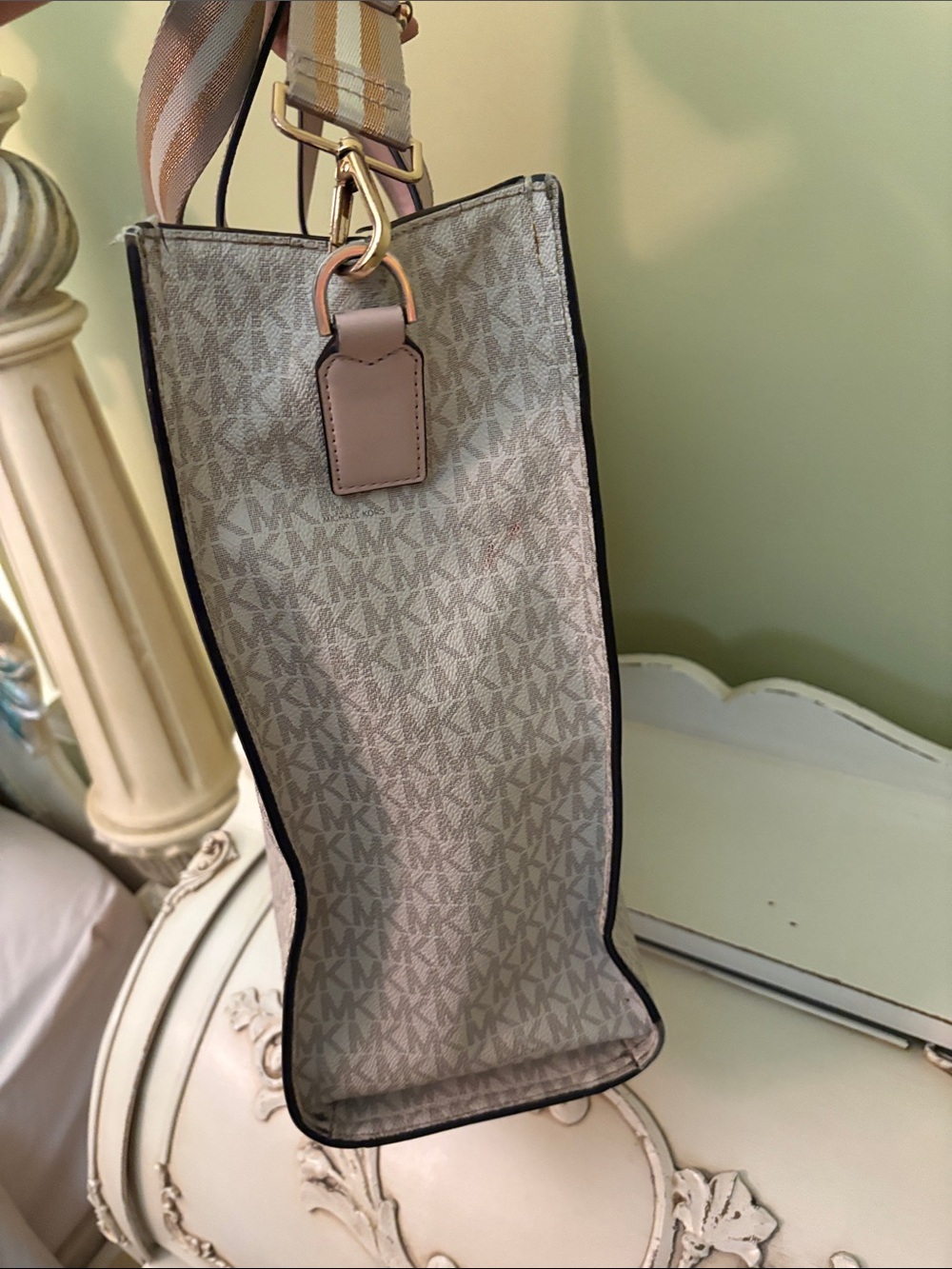 EUC- Michael Kors Pink Logo Tote with Striped Crossbody Strap & Wallet - Picture 3 of 17